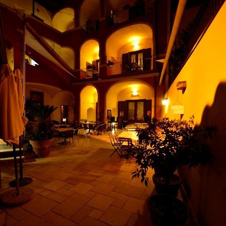 San Leucio Manouche Osteria B&B מראה חיצוני תמונה
