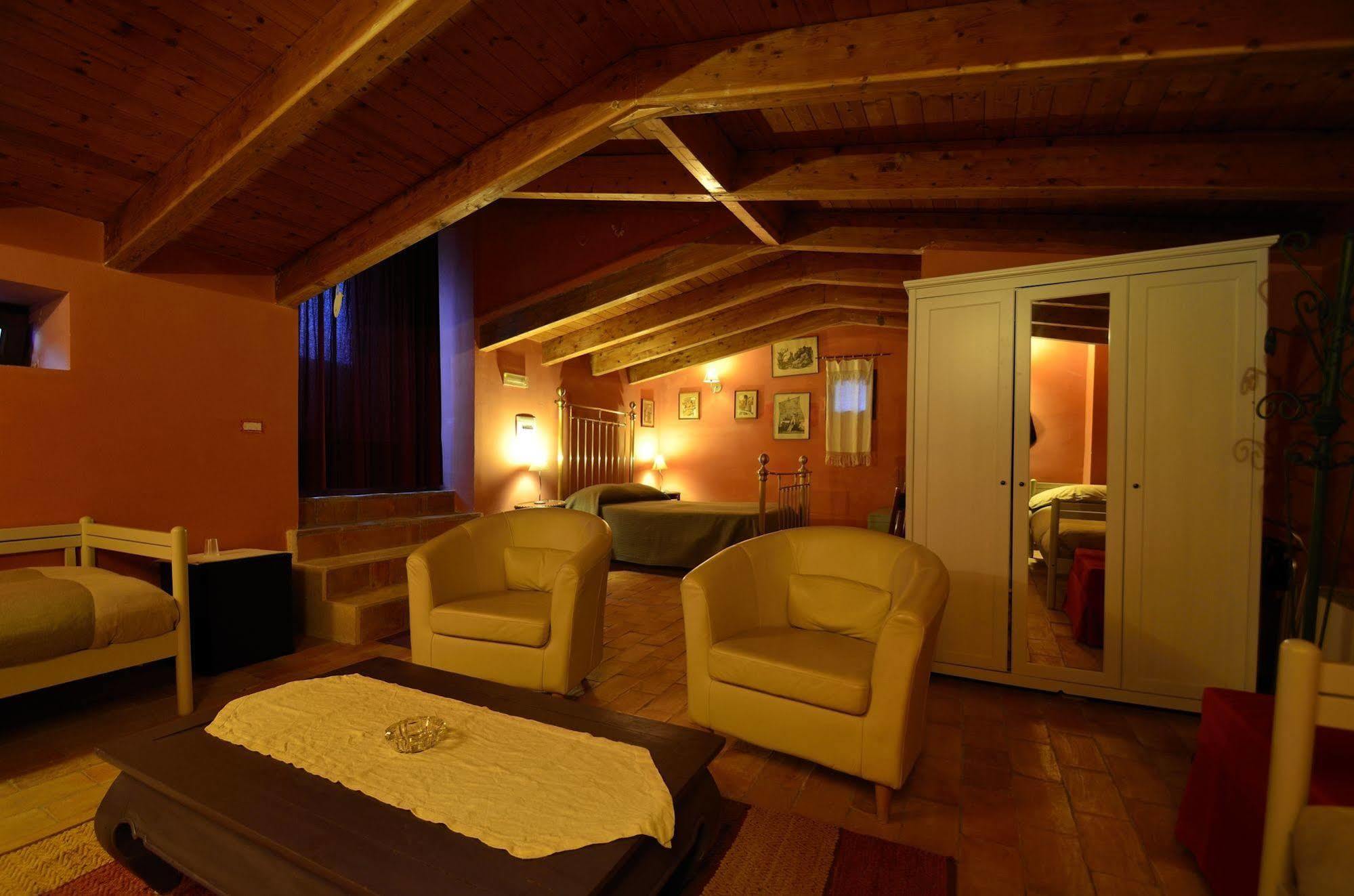 San Leucio Manouche Osteria B&B מראה חיצוני תמונה