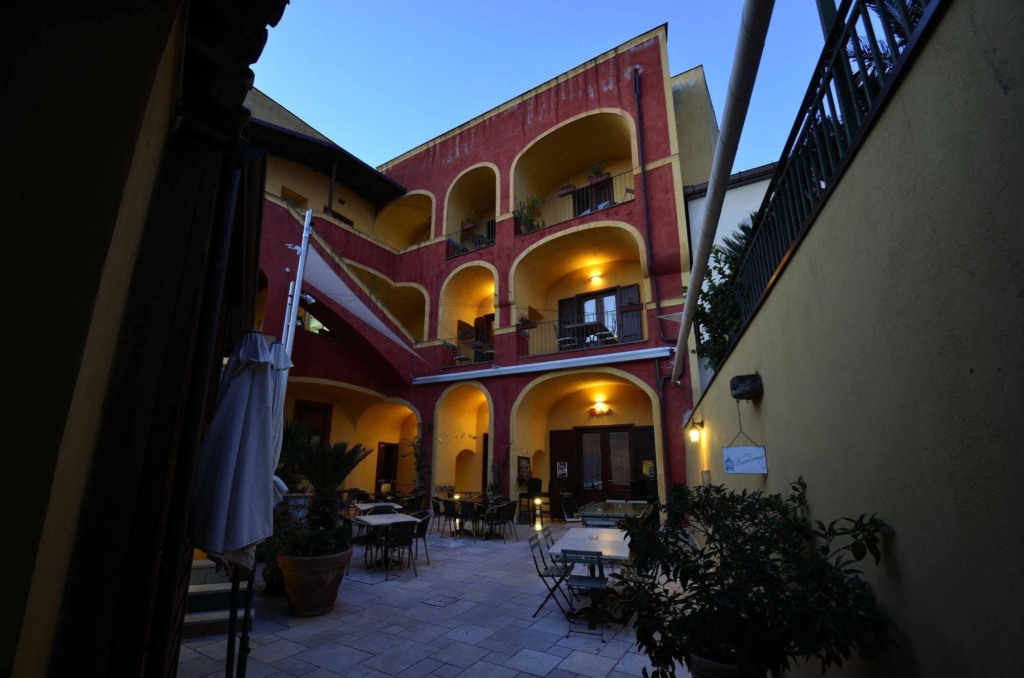 San Leucio Manouche Osteria B&B מראה חיצוני תמונה