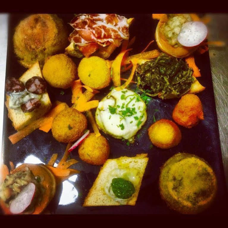 San Leucio Manouche Osteria B&B מראה חיצוני תמונה